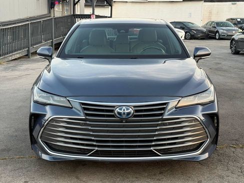 Used 2019 Toyota Avalon Limited w/ Advanced Safety Package FWD image 9