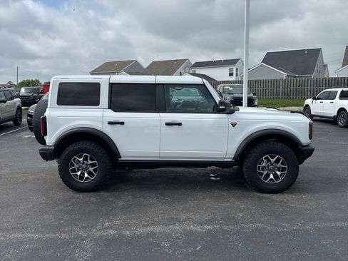 Used 2025 Ford Bronco Badlands AWD/4WD image 9