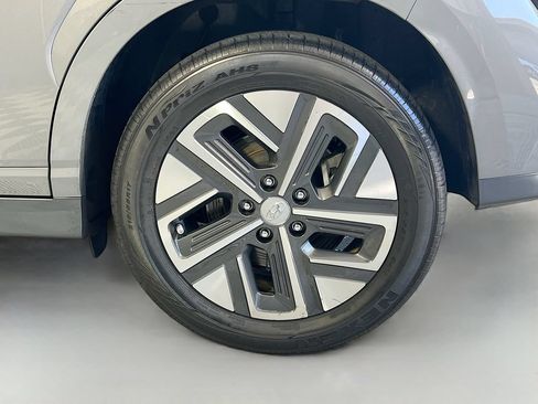 Used 2023 Hyundai Kona SEL w/ Cargo Package FWD image 32