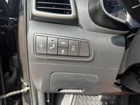 Used 2019 Hyundai Tucson Value AWD/4WD image 88