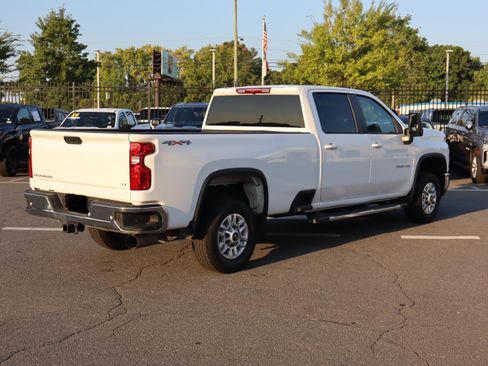 Used 2025 Chevrolet Silverado 2500 LT w/ Safety Package AWD/4WD image 10