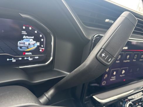 Used 2025 GMC Sierra 2500 AT4 w/ AT4 Premium Plus Package image 25