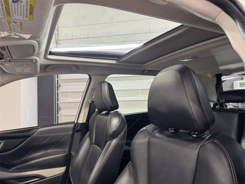 Used 2024 Subaru Forester Limited w/ Pop Package 2 image 18