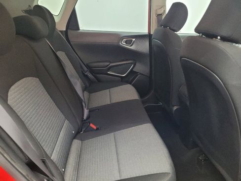 Used 2020 Kia Soul S image 19