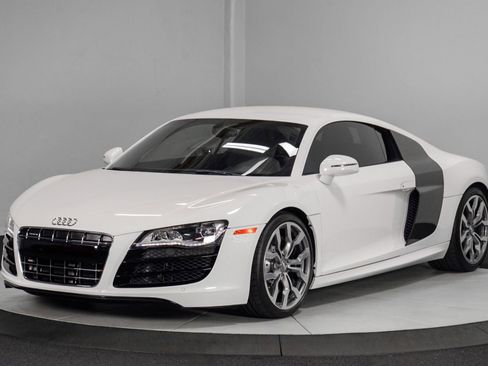 Used 2010 Audi R8 V10 image 5
