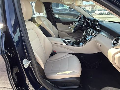 Used 2015 Mercedes-Benz C 300 4MATIC Sedan image 38