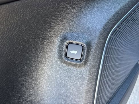 Used 2022 Acura MDX FWD w/ Technology Package image 24