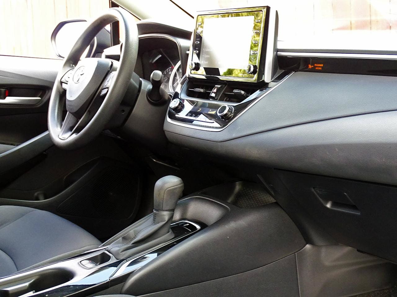 Used 2021 Toyota Corolla LE w/ LE Convenience Package FWD image 34