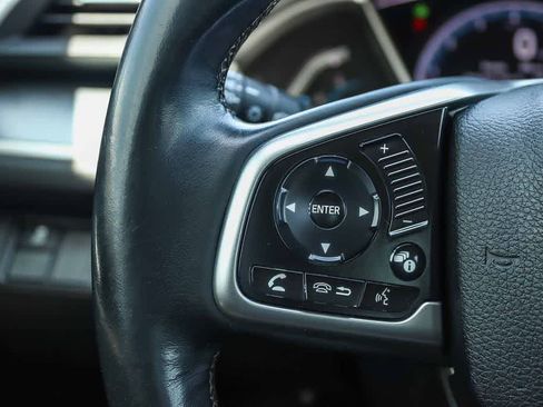 Used 2018 Honda Civic EX-L image 21