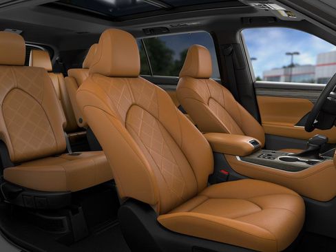 New 2026 Toyota Highlander Platinum image 21