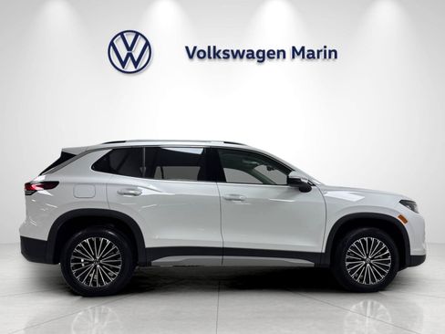 New 2026 Volkswagen Tiguan S AWD/4WD image 6