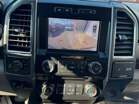 Used 2017 Ford F250 XLT w/ XLT Premium Package AWD/4WD image 12