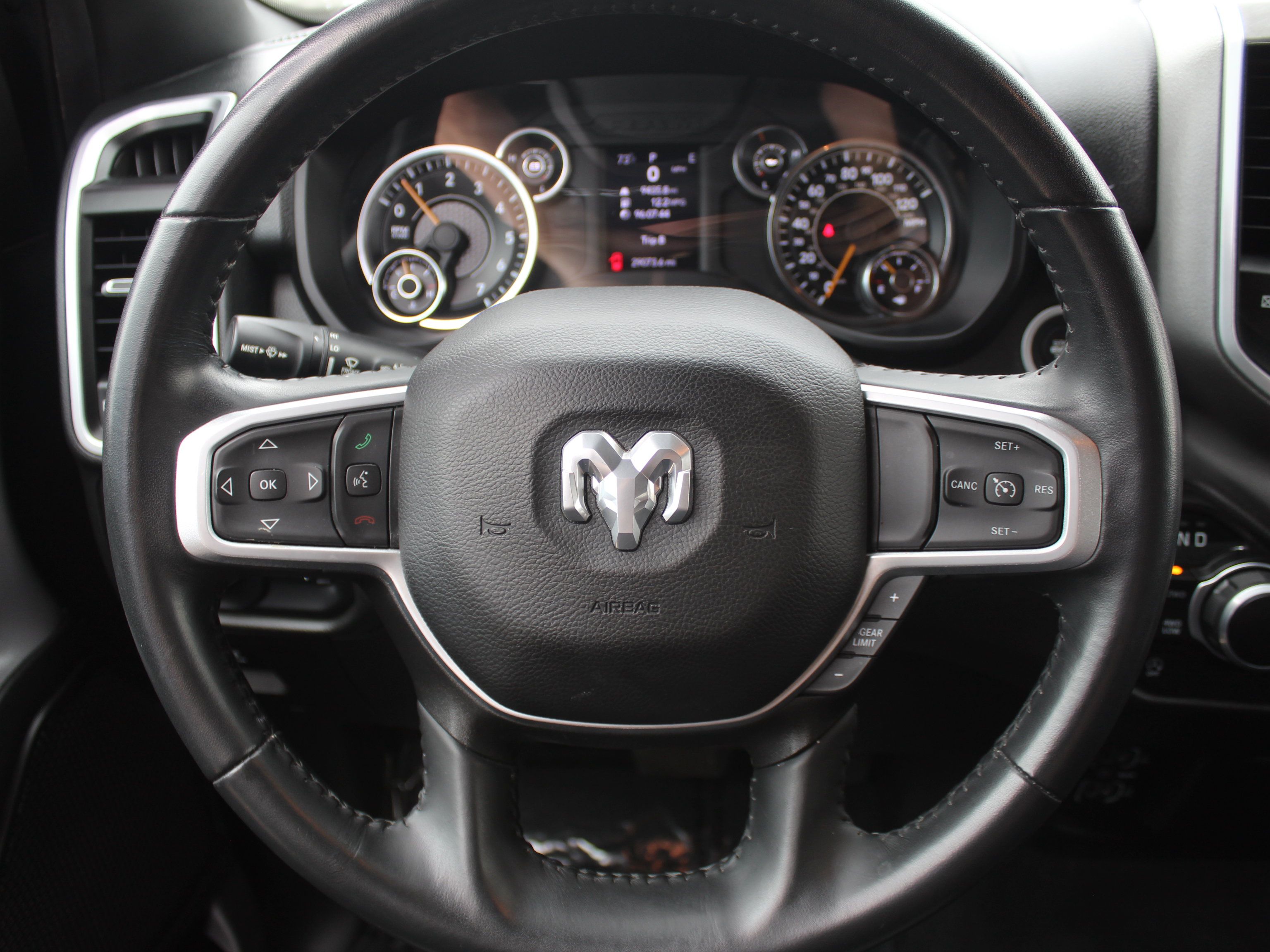 Used 2022 RAM 1500 Big Horn AWD/4WD image 16