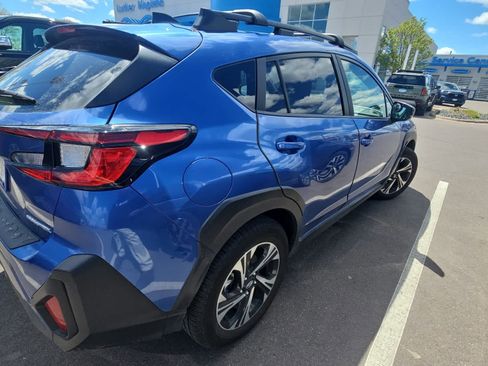 Used 2025 Subaru Crosstrek 2.0i Premium AWD/4WD image 3