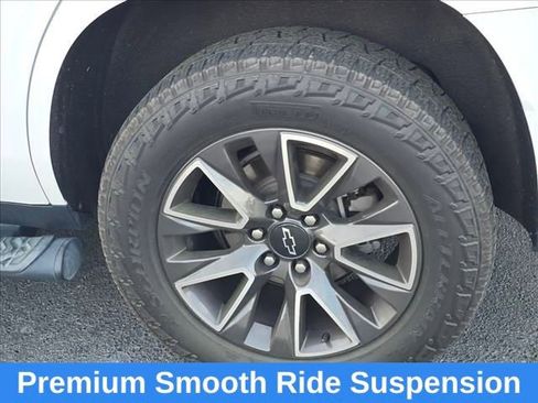 Used 2021 Chevrolet Tahoe Z71 w/ Rear Media and Nav Package image 19