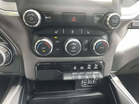 Used 2021 RAM 1500 Big Horn AWD/4WD image 32