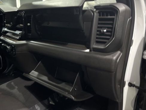 Used 2025 Chevrolet Silverado 2500 LT w/ Convenience Package image 34