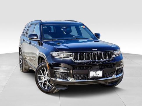 Certified 2024 Jeep Grand Cherokee L Limited w/ Luxury Tech Group II image 2