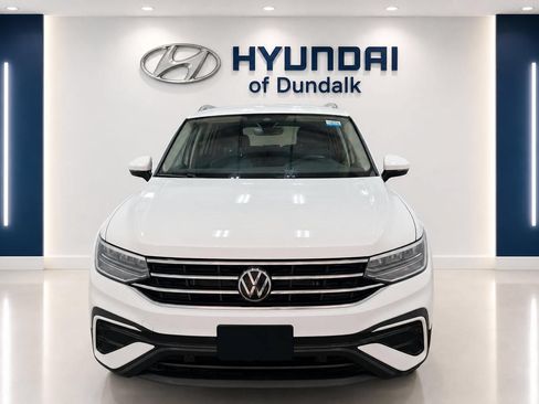 Used 2024 Volkswagen Tiguan SE FWD image 5