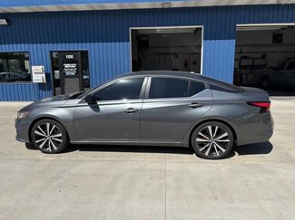Used 2020 Nissan Altima 2.5 SR image 1