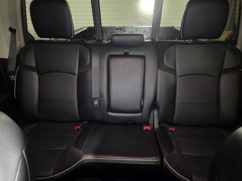 Used 2024 RAM 2500 Laramie w/ Safety Group AWD/4WD image 22