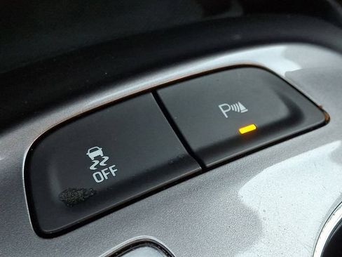 Used 2024 Chevrolet Malibu LT FWD image 23