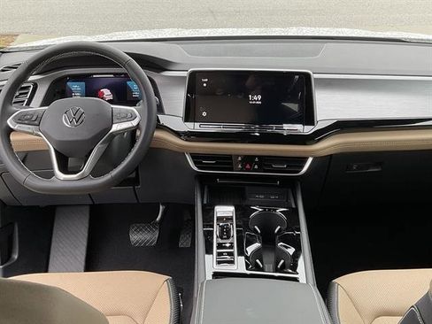 New 2026 Volkswagen Atlas Cross Sport SE image 10