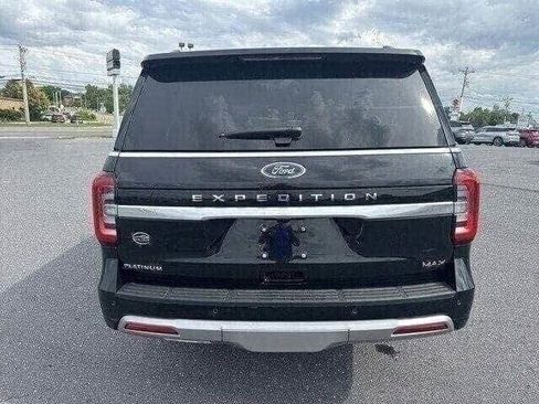 Used 2024 Ford Expedition Max Platinum image 4
