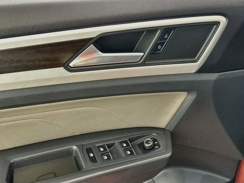 Used 2023 Volkswagen Atlas SE w/ Panoramic Sunroof Package AWD/4WD image 21