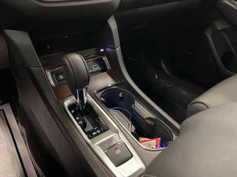 Certified 2024 Subaru Ascent Touring image 25