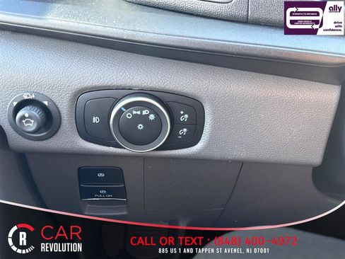 Used 2024 Ford Transit 350 XLT image 33