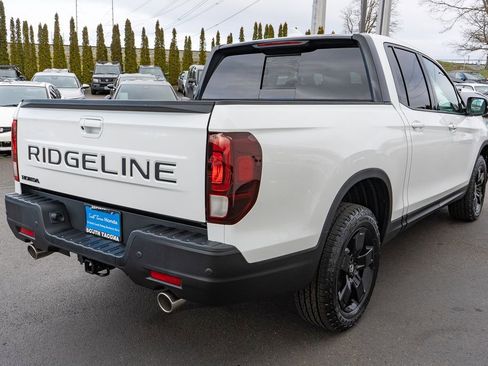 New 2026 Honda Ridgeline Black Edition image 6