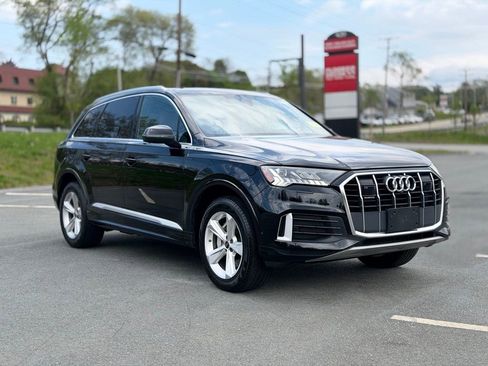 Used 2023 Audi Q7 2.0T Premium Plus w/ Premium Plus Package AWD/4WD image 9