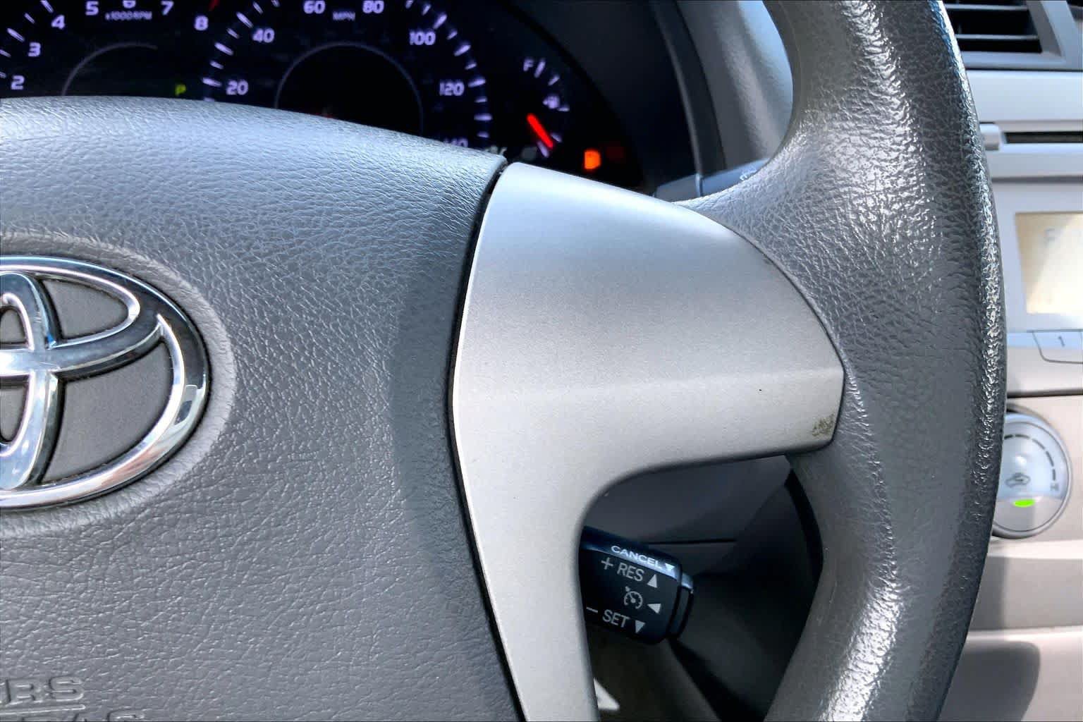 Used 2010 Toyota Camry LE FWD image 20
