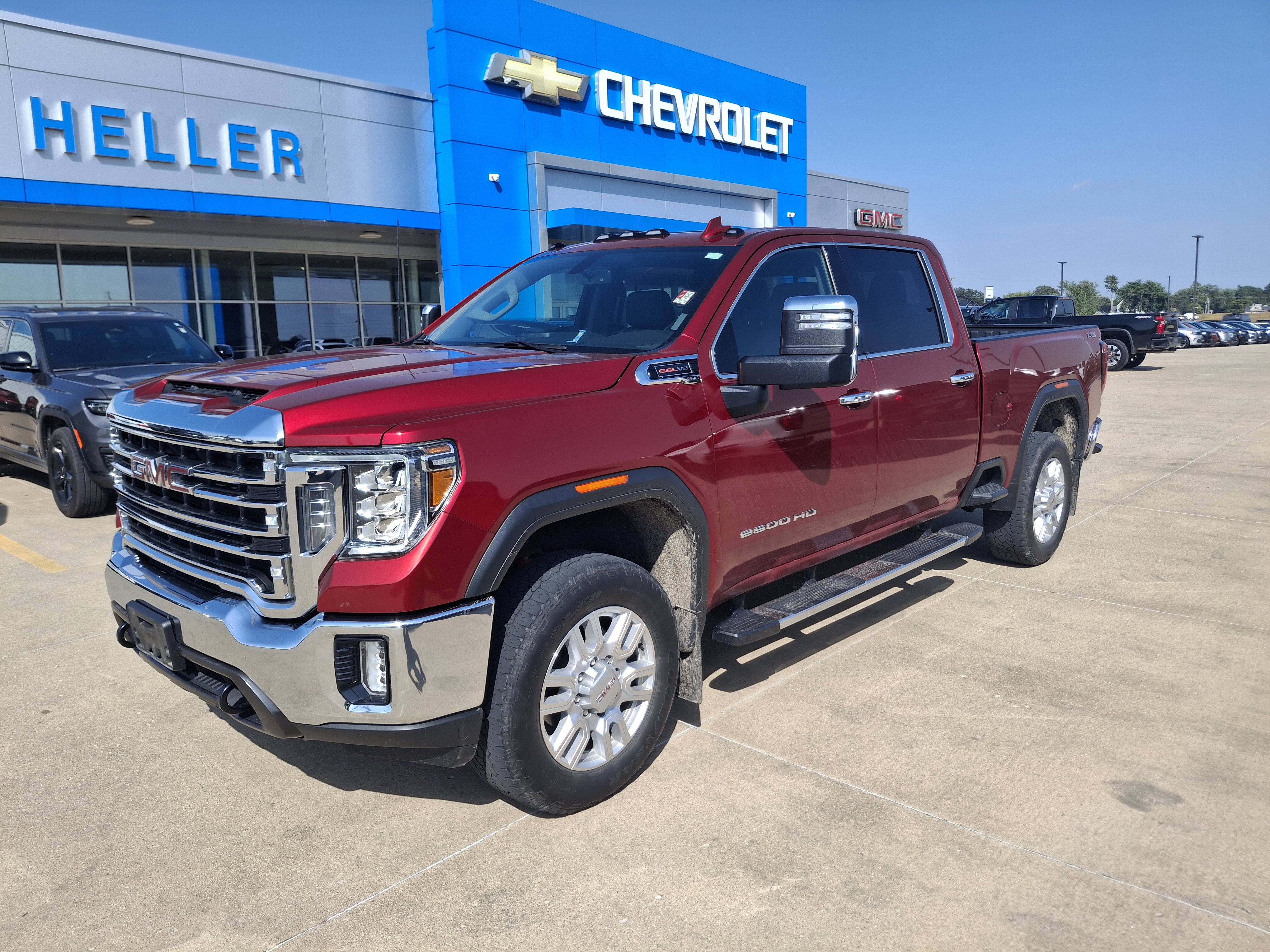 Used 2022 GMC Sierra 2500 SLT AWD/4WD image 3