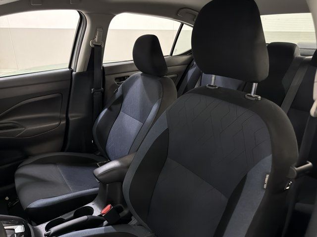 Used 2025 Nissan Versa SV w/ Trunk Package FWD image 5