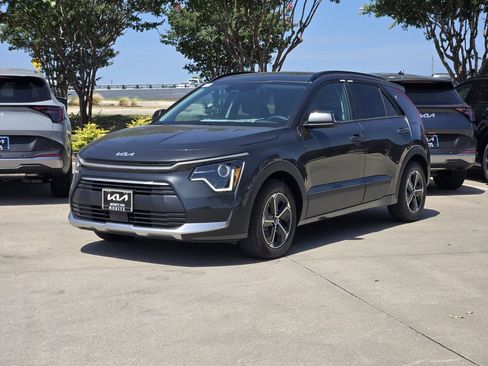 New 2026 Kia Niro EX w/ EX Premium Package FWD image 2