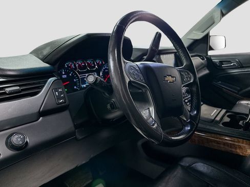 Used 2020 Chevrolet Tahoe Premier RWD image 11