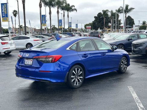 Certified 2024 Honda Civic EX image 24