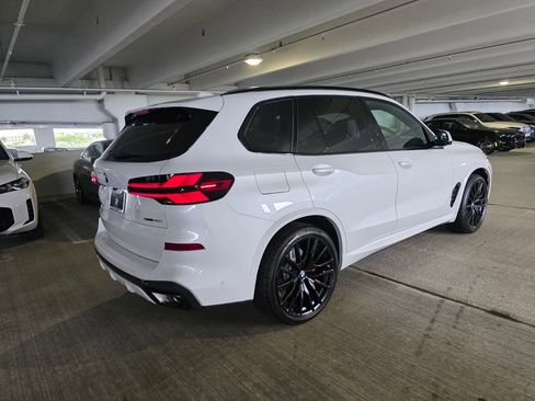 New 2026 BMW X5 sDrive40i w/ M Sport Package RWD image 4
