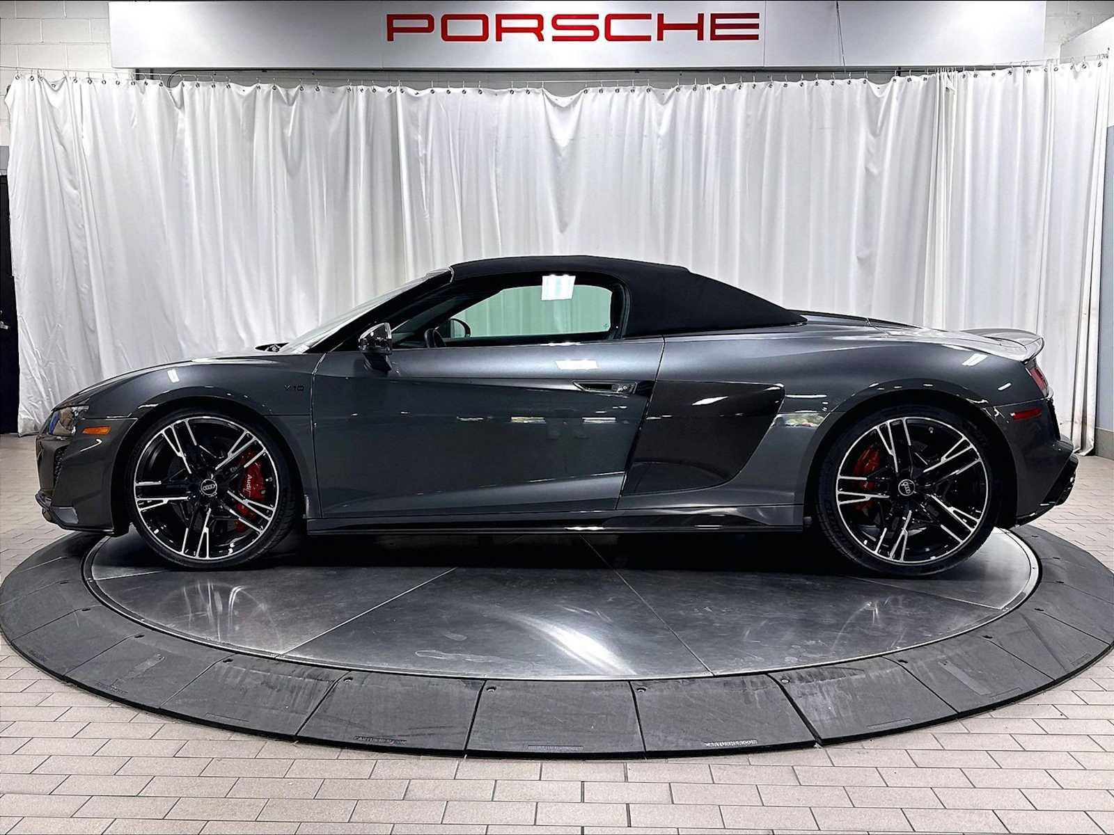 Used 2023 Audi R8 V10 performance AWD/4WD image 2
