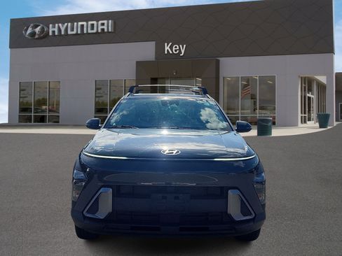 Certified 2024 Hyundai Kona SEL AWD/4WD image 8