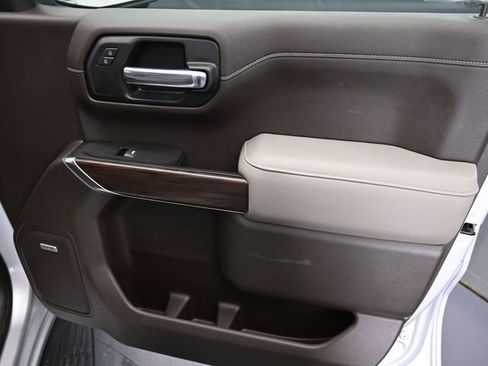 Used 2021 GMC Sierra 1500 SLT image 33