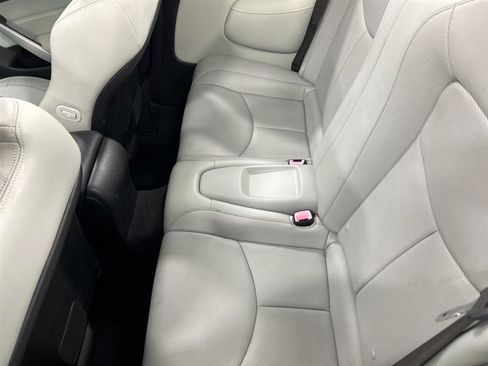 Used 2011 INFINITI G37 Base w/ Premium Pkg image 16