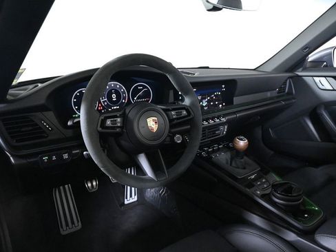 Used 2026 Porsche 911 Carrera T RWD image 11
