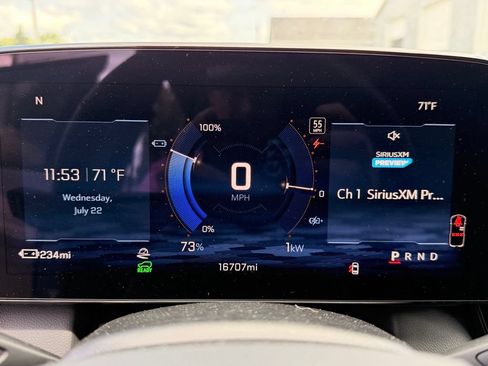 Used 2024 Chevrolet Equinox EV RS FWD image 20