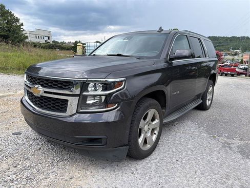 Used 2017 Chevrolet Tahoe LT RWD image 1