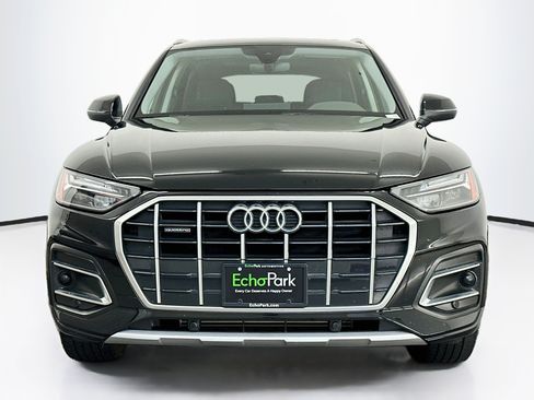 Used 2023 Audi Q5 2.0T Premium w/ Convenience Package AWD/4WD image 2