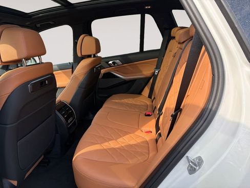 New 2026 BMW X5 xDrive40i AWD/4WD image 13