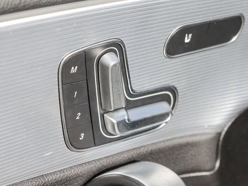 Used 2019 Mercedes-Benz A 220 image 27